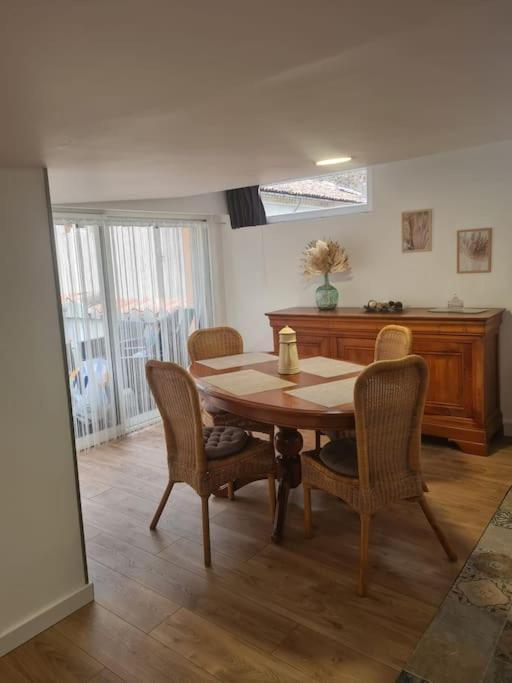 Charmant Appart Cosy Climatise Avec Terrasse Besseges Zewnętrze zdjęcie